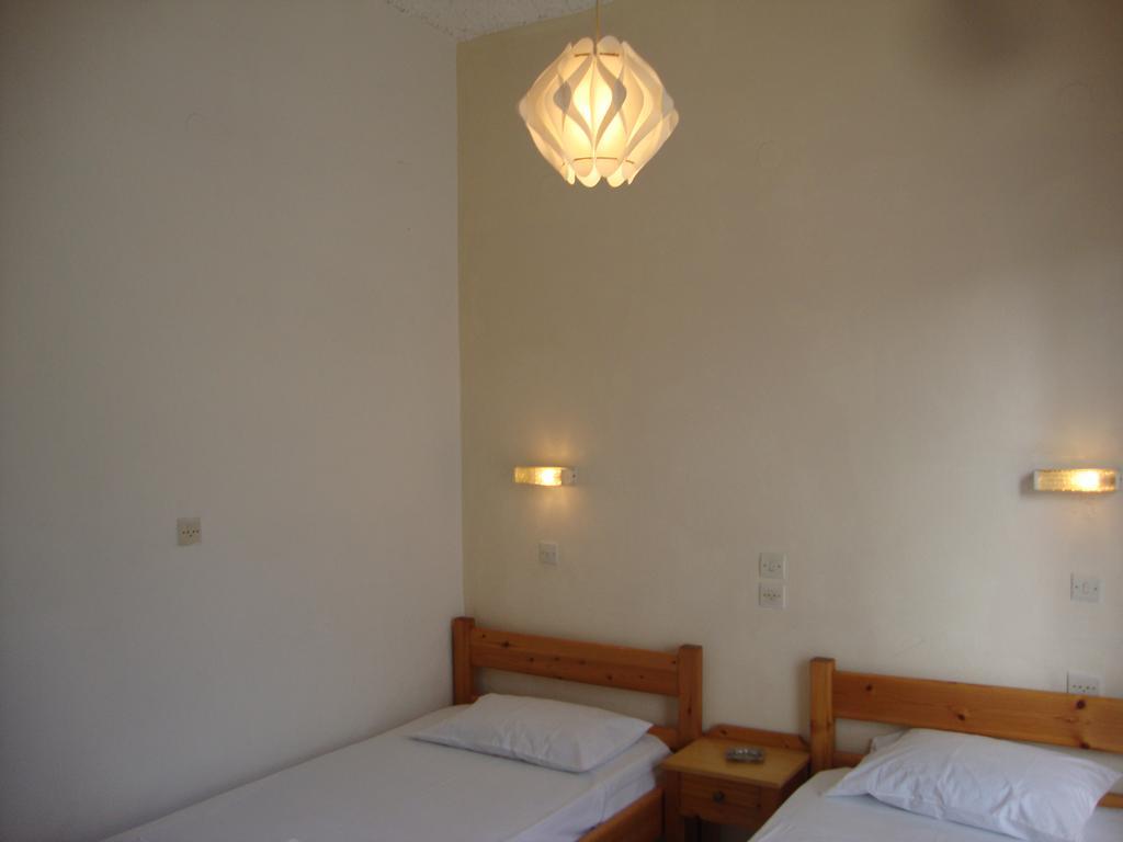 Alex Apartments Roda  Esterno foto